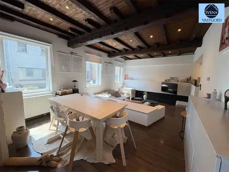 Ruime woning nabij centrum