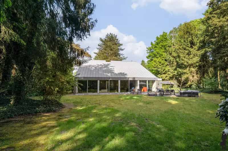 Moderne woning te huur 3500m² 3 slaapkamers 2 badkamers