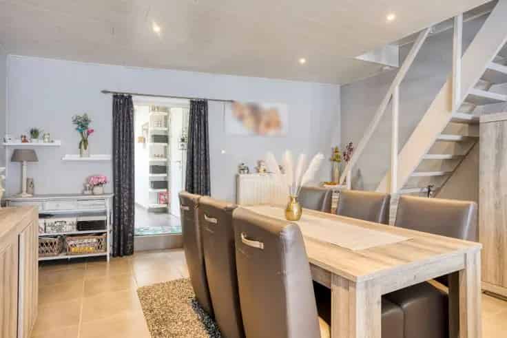 Huis Te Koop: Instapklare woning 2 slaapkamers, garage