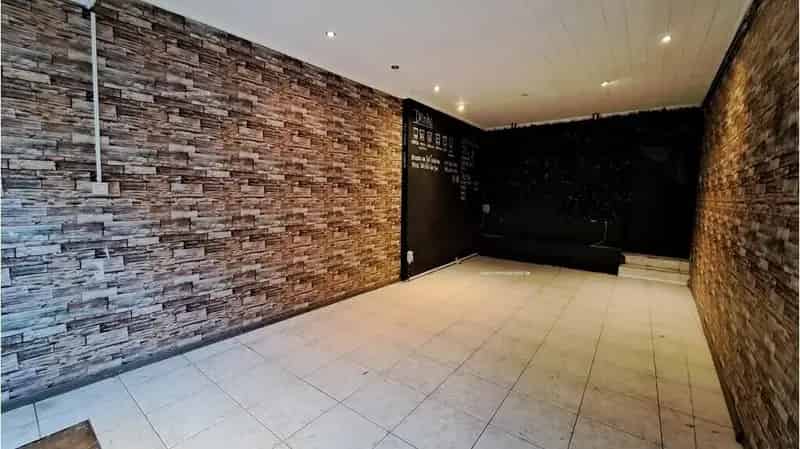 Handelspand te Huur Brugge - 2 slaapkamers - 1446m²