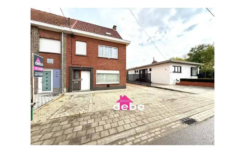 Huis te huur Beveren Leie: Ruime hoekwoning met garage