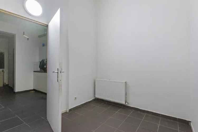 Antwerpen Huis 330m² 3 Appartementen 3 Kamers Opbrengsteigendom