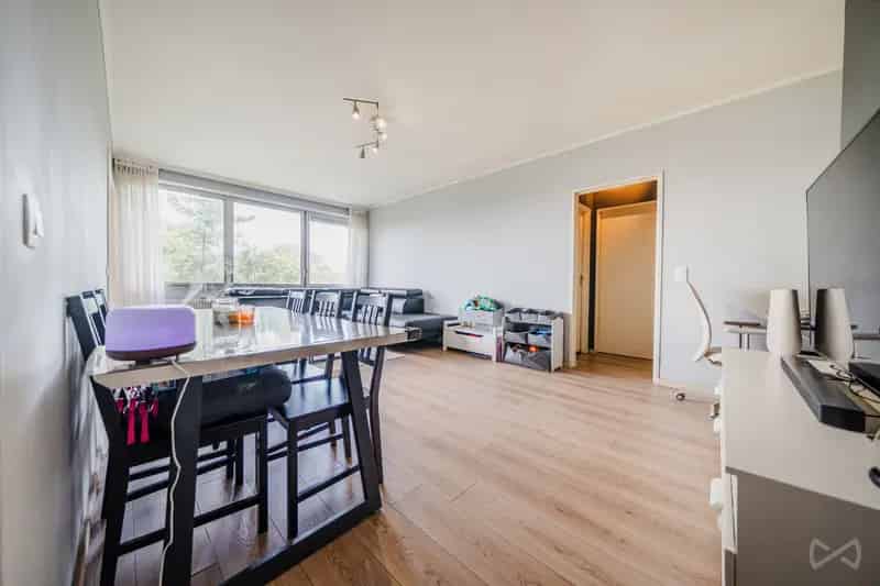 Gerenoveerd 1 Slaapkamer Appartement Schaarbeek