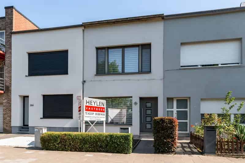 Instapklare woning te Wilrijk 2 slaapkamers tuin 111m2
