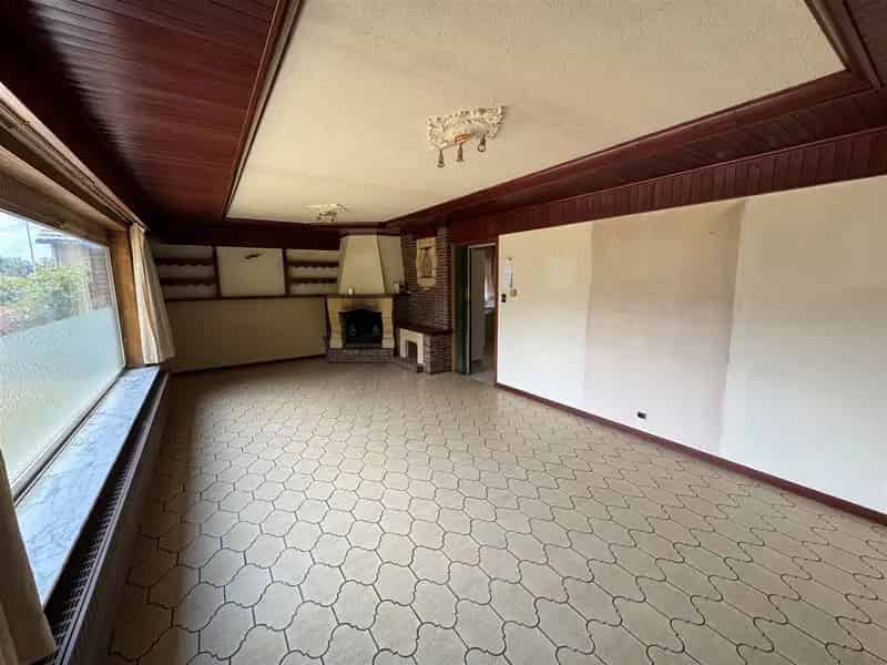 Gelijkvloerse woning te Koersel 3 slaapkamers grote tuin