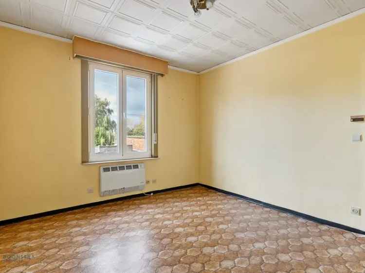 Huis te koop te Lier 3 slaapkamers ruime tuin