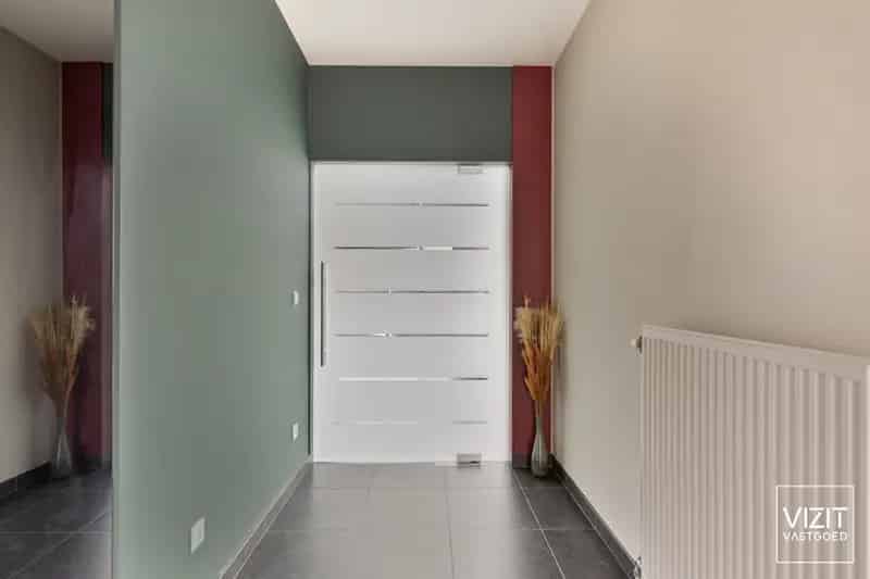 Huis te huur Ninove: Instapklare woning met 4 slaapkamers en garage