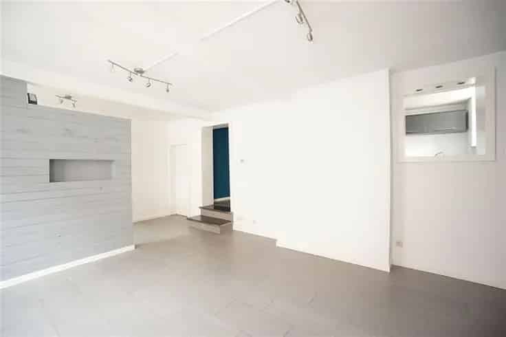 Te Koop: 2 Slaapkamers, €800 Huurinkomsten