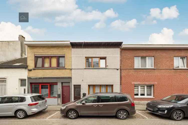 Rijwoning te koop Merksem 2 slaapkamers