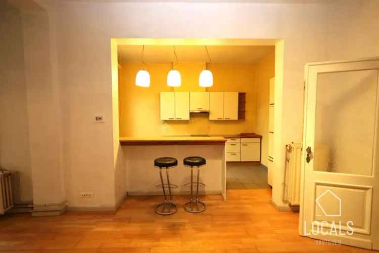 Karaktervolle woning centrum Meerbeke Ninove