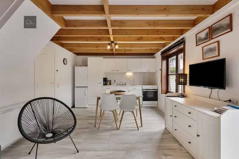 Huis te huur Bredene 2 slaapkamers tuin staanplaats gemoderniseerd