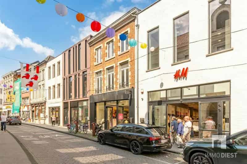 Handelshuis te Huur Diest Winkelcentrum
