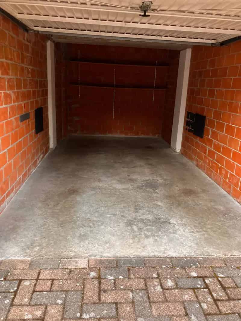 Garage te koop 253m breed x 522m diep