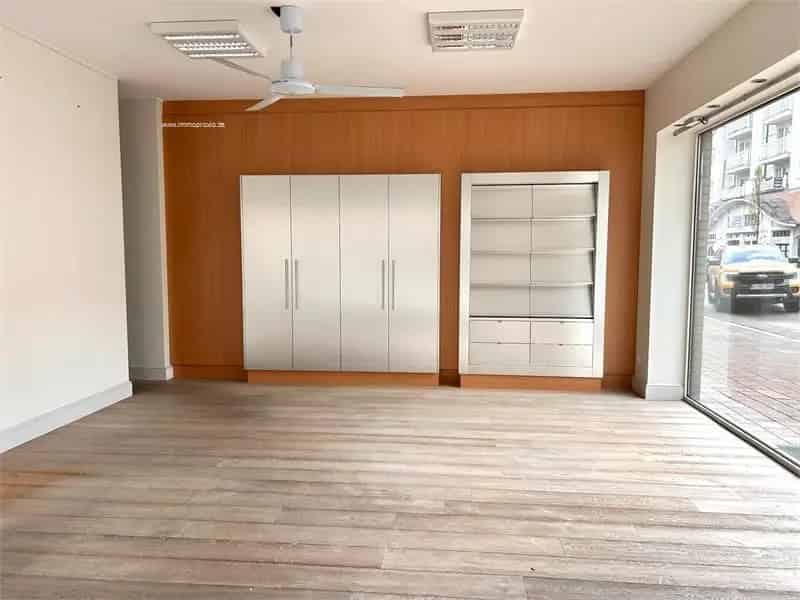 Handelspand te huur Knokke Toplocatie