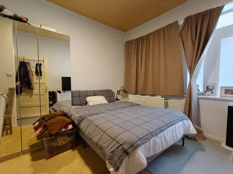Gelijkvloers Appartement te Huur Lokeren
