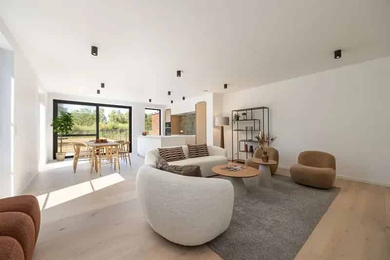 Nieuwbouwwoning Op Een Zeer Rustige Locatie!
