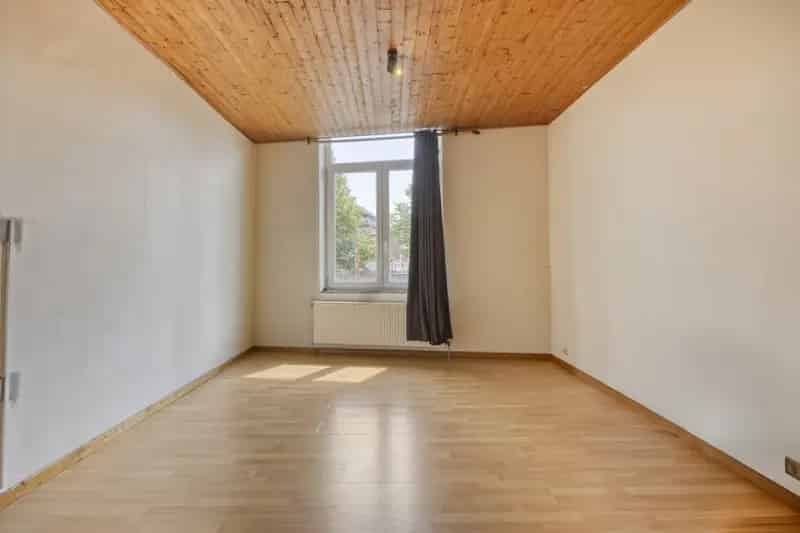 Huis te koop Mechelen: Ruime woning met stadstuin