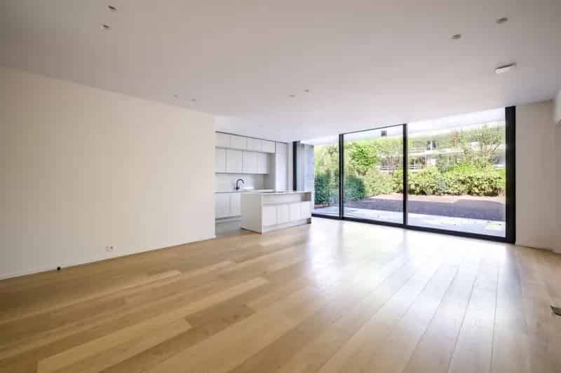 Appartement te Ukkel 120m2 Tuin Terras 2 slaapkamers