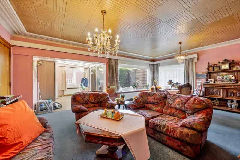9 Kamer Woning met 9 Badkamers