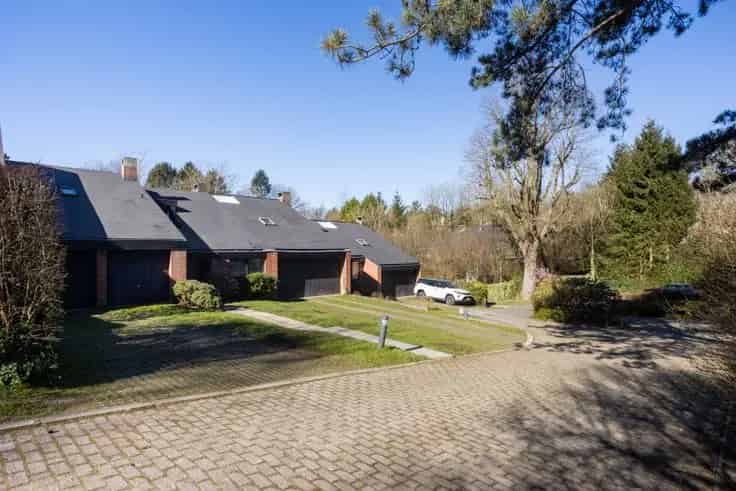 Architectenwoning te Koop in Prince dOrange Ukkel