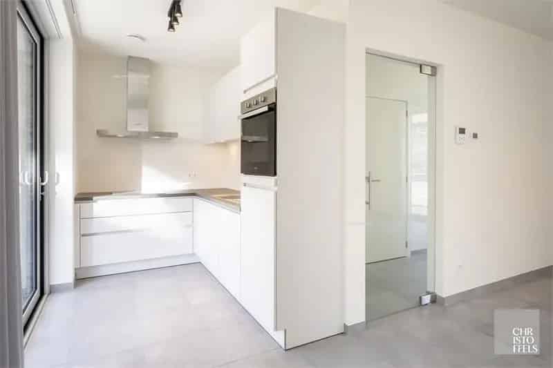 Nieuwbouw Studio te Huur Lanaken 2 Slaapkamers Terras Parking