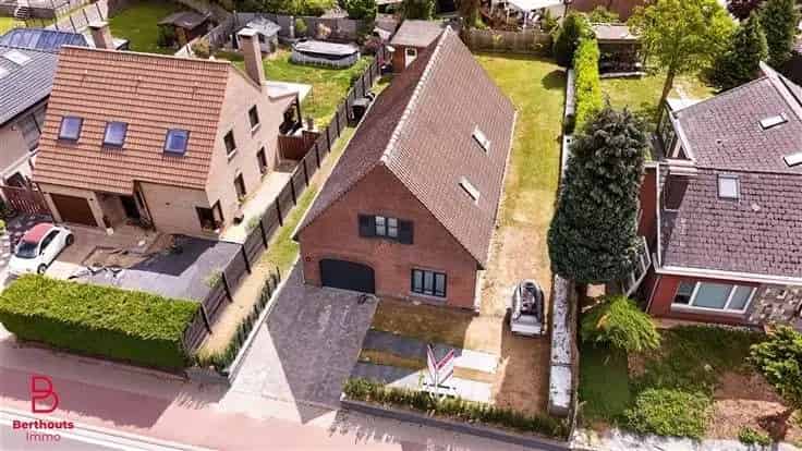Villa te Koop Nabij Centrum