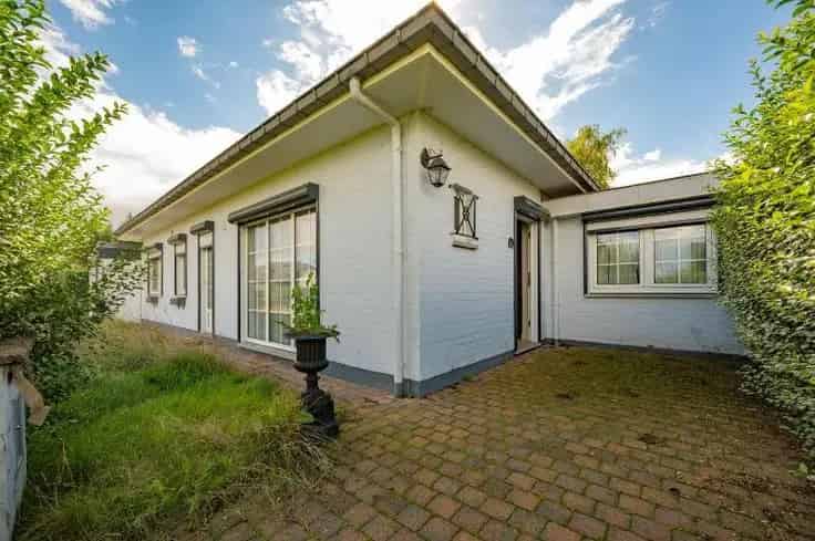 Bungalow Te Koop Rustig Gelegen 4 Slaapkamers