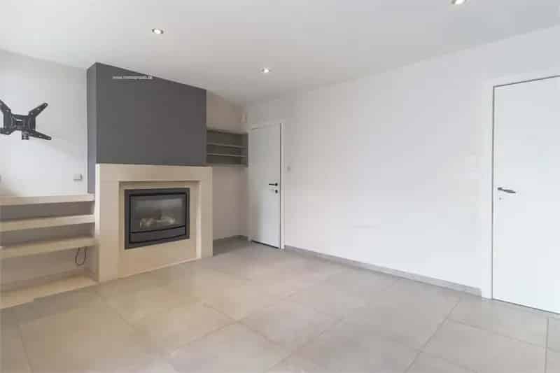 Huis te koop Wevelgem: Instapklare woning met 3 slaapkamers en garage
