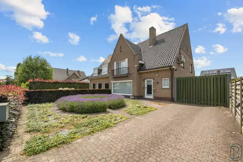 Huis te huur: Instapklare villa met 4 slaapkamers, tuin en garage