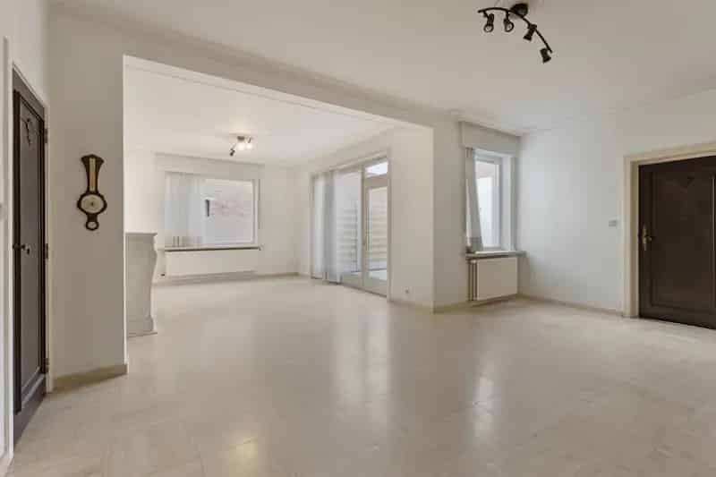 Huis te huur Ardooie: 4 slaapkamers, garage, instapklaar