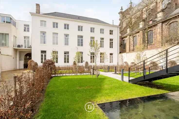 Luxe Appartement te Koop Brugge 183m2 Terras 2 slaapkamers