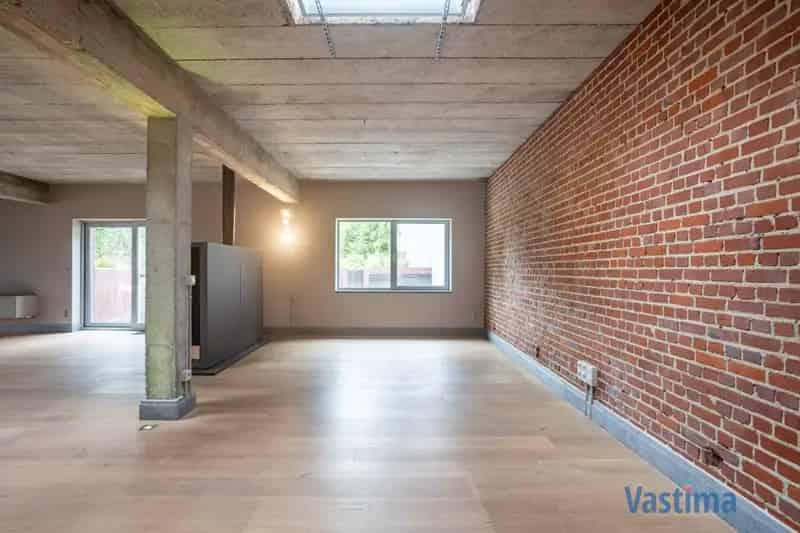 State of the art loft met groot terras garage en polyvalente ruimtes