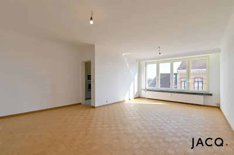 Ruim Appartement 2 Slaapkamers Merksem Nabij Antwerpen