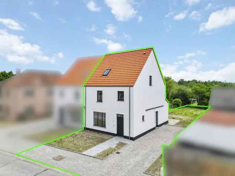 Koop mooie huis volledig afgewerkt in landelijke omgeving