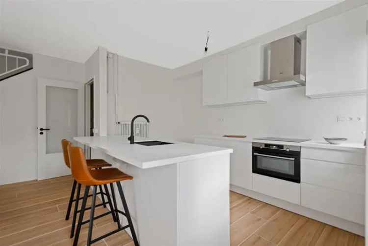 Duplex Appartement te Huur 2 slaapkamers Vernieuwd