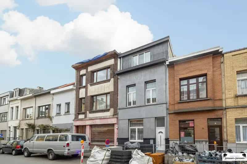Ruime Instapklare Woning 3 4 Slaapkamers Antwerpen 2060