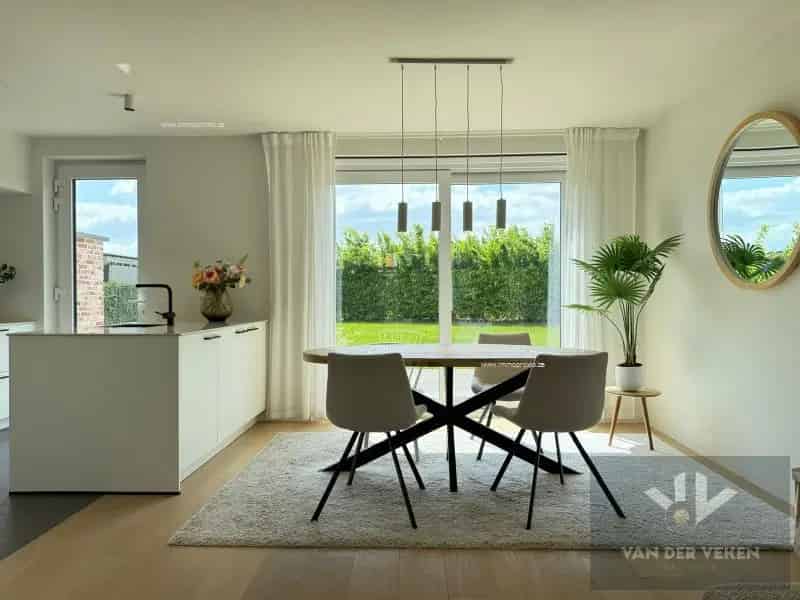 Nieuwbouw woning te huur Bilzen-Hoeselt 4 slaapkamers