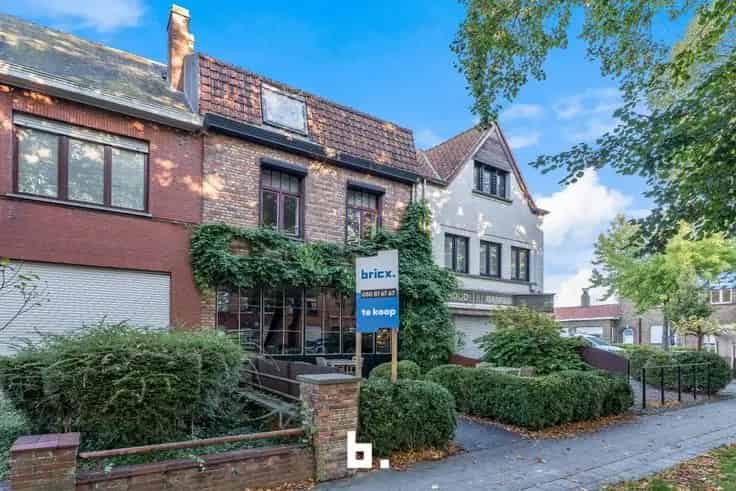 Huis Te Koop Brugge: Handelspand met Woongelegenheid
