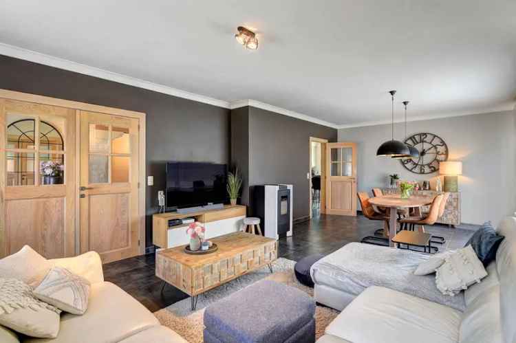 Huis te huur Drieslinter: 3 slaapkamers, garage, atelier