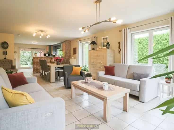 Huis Te Koop Merelbeke: Instapklare Woning met Tuin