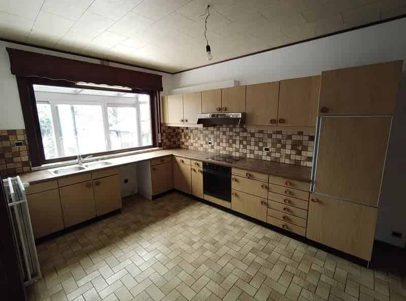 Ruime Villa 5 slaapkamers Roosdaal Pamel