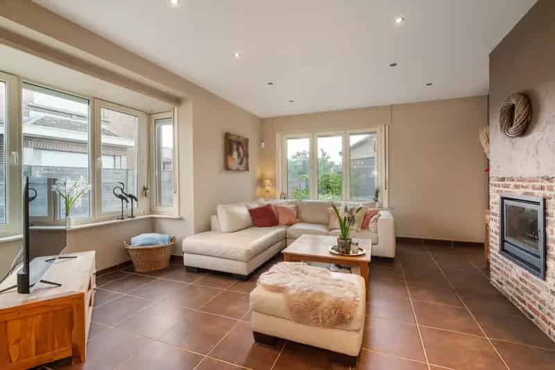 Huis te huur HOB met loods 107m² 851m² perceel