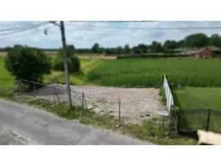 Grond met garages te koop Bury