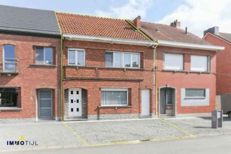 Ruime woning, 3-5 kamers te Appels