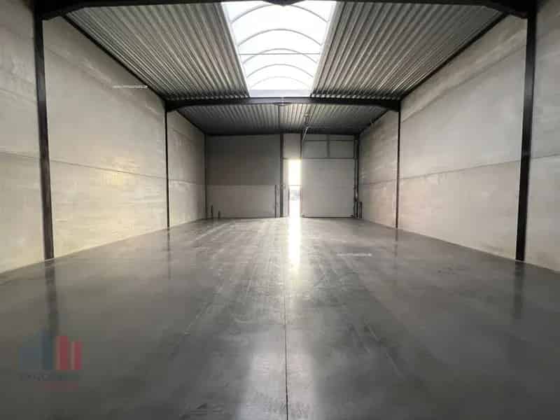 Bedrijfsgebouw te Huur Evergem 225m² Nabij R4 E40 A11