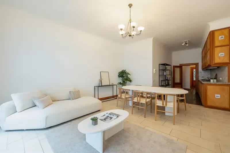 Gelijkvloers Appartement met Stadstuin te Koop