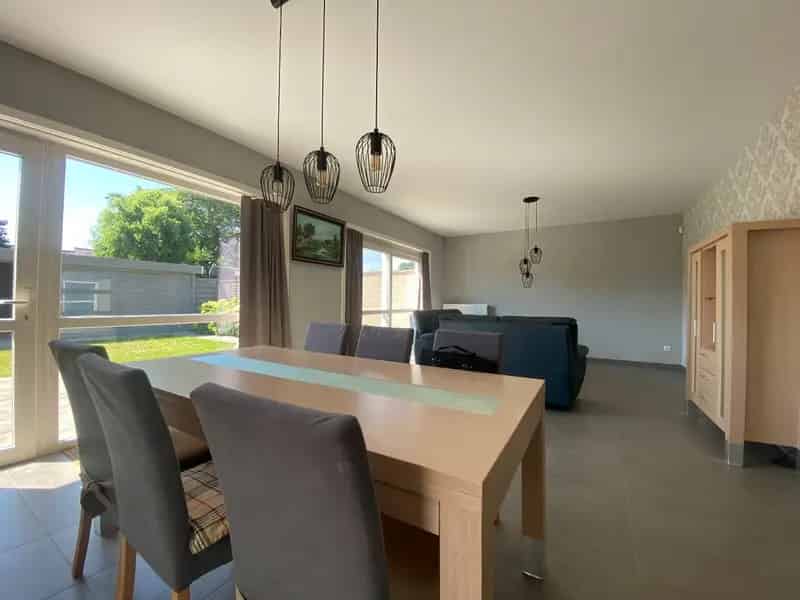 Halfopen Woning te Huur Deerlijk 3 slaapkamers
