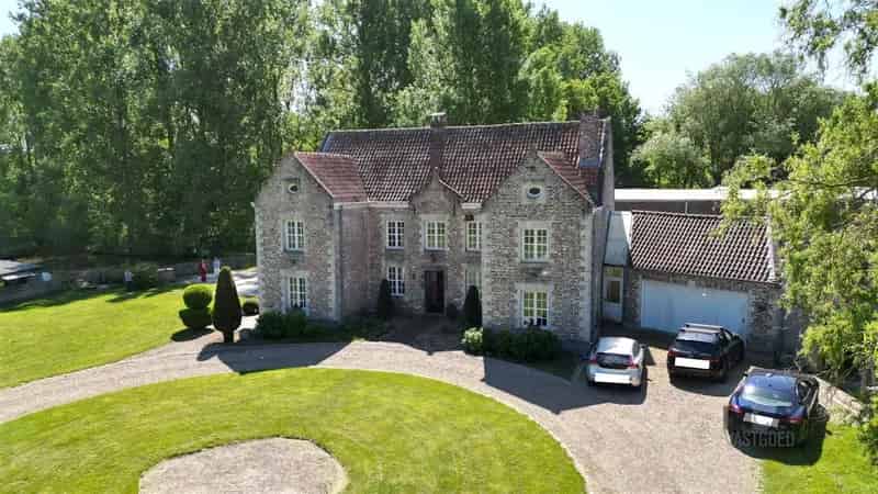 17de-eeuws Landgoed 18 hectare te koop