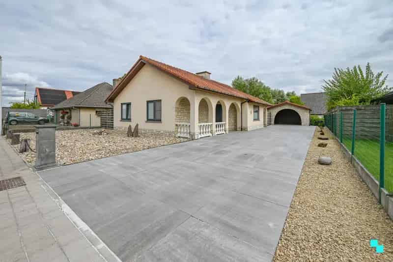 Huis te koop Moorslede: Instapklare Bungalow 2 slaapkamers