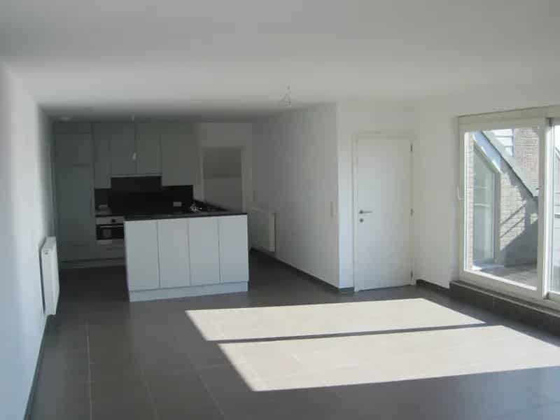 Ruime Penthouse te Huur Zingem 150m2 Terras Parking
